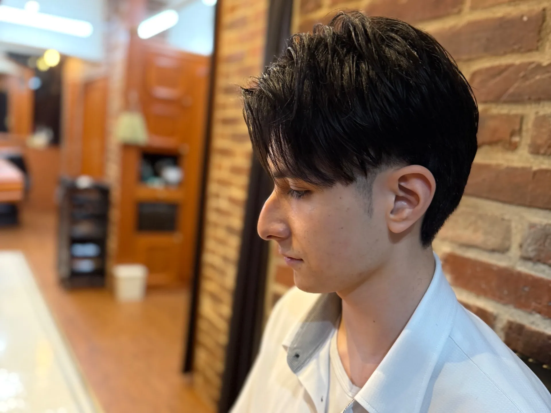 清潔感抜群！ナチュラルセンターパートスタイル